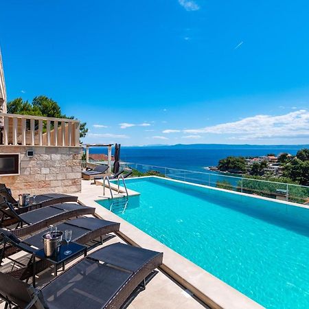 Villa Kadena - Luxury Seaside Villa With Private Heated Pool Selca  Экстерьер фото