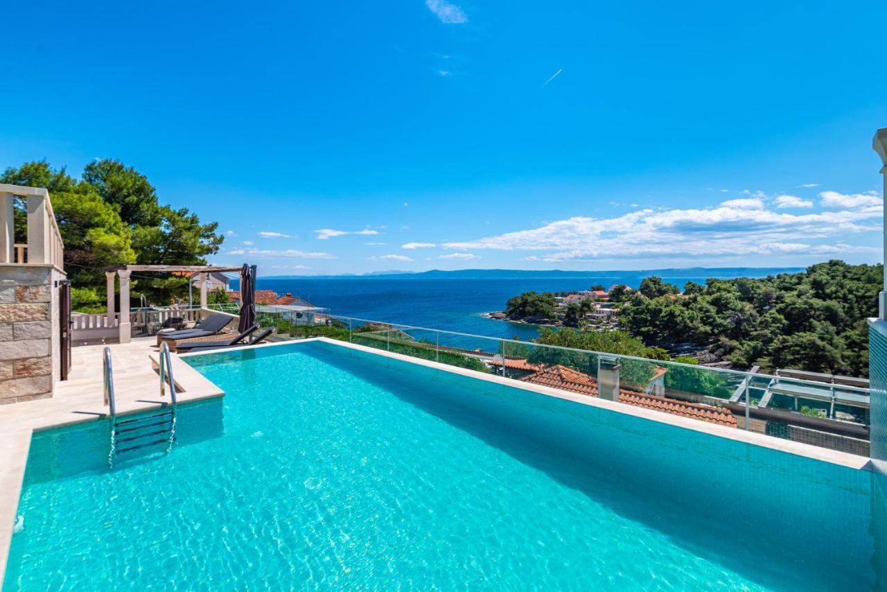 Villa Kadena - Luxury Seaside Villa With Private Heated Pool Selca  Экстерьер фото