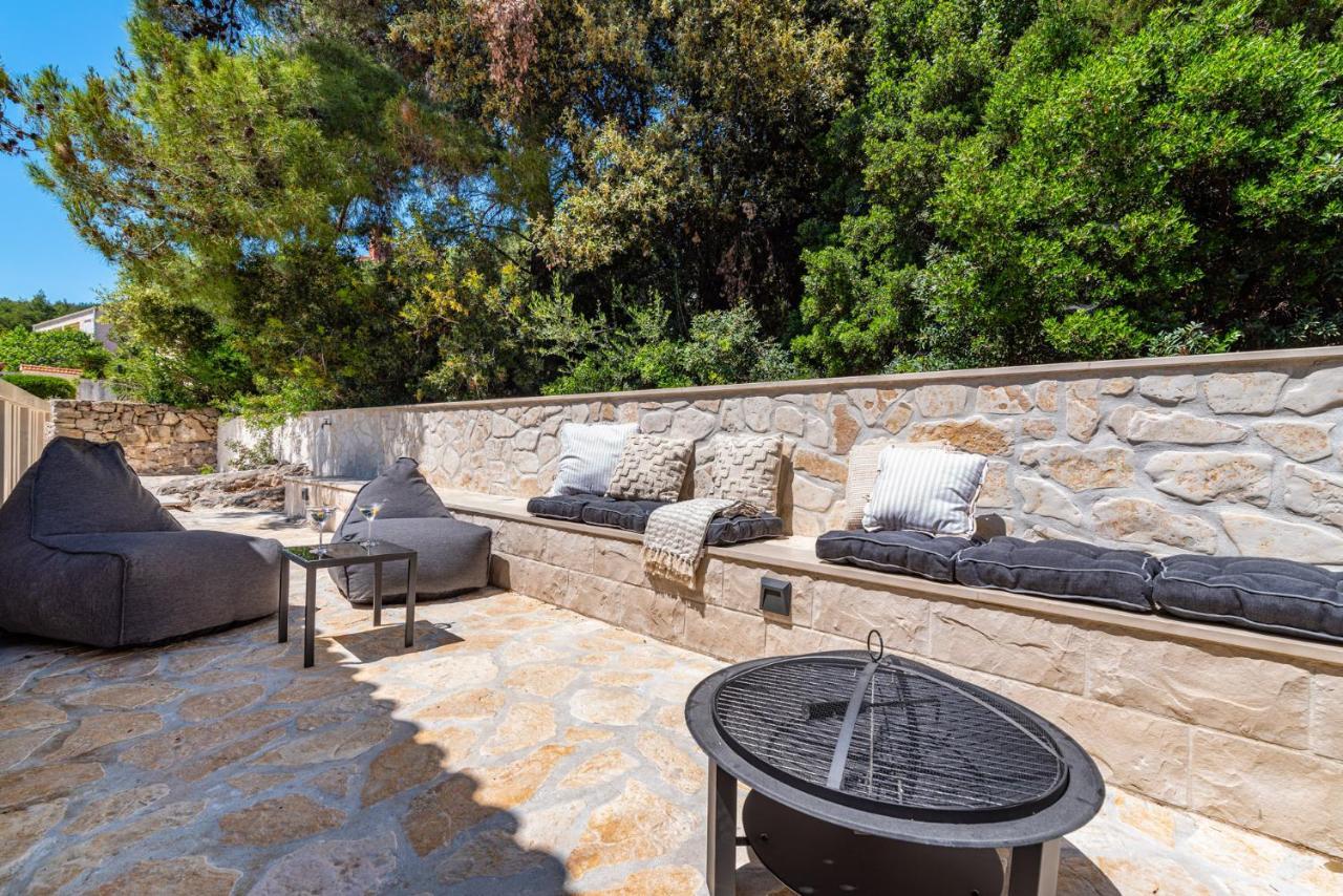 Villa Kadena - Luxury Seaside Villa With Private Heated Pool Selca  Экстерьер фото