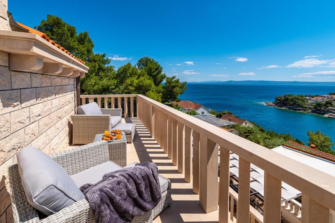 Villa Kadena - Luxury Seaside Villa With Private Heated Pool Selca  Экстерьер фото